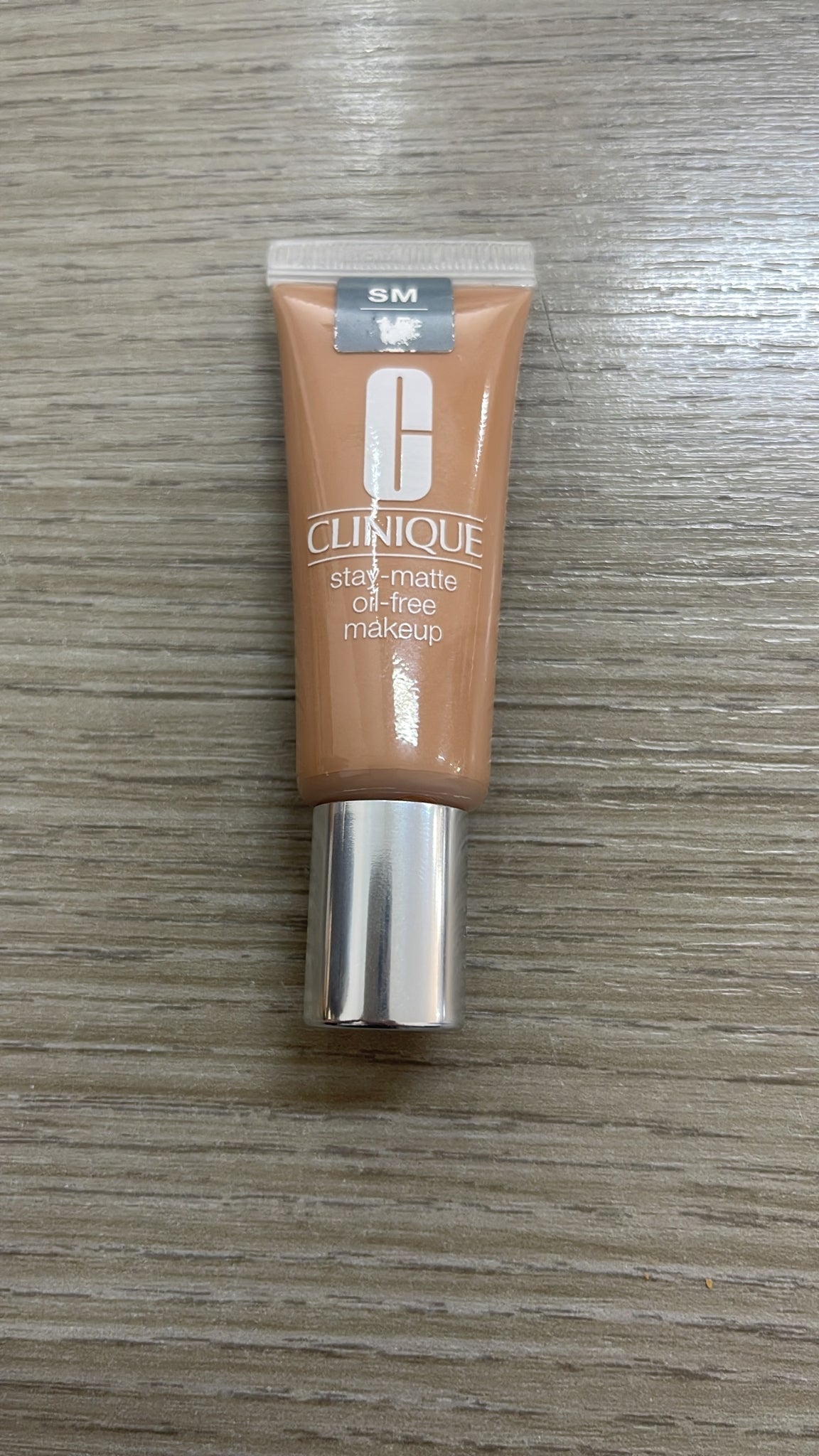 MINI SIZE Even Better Refresh™ Hydrating and Repairing Makeup TESTER - Profumo Web