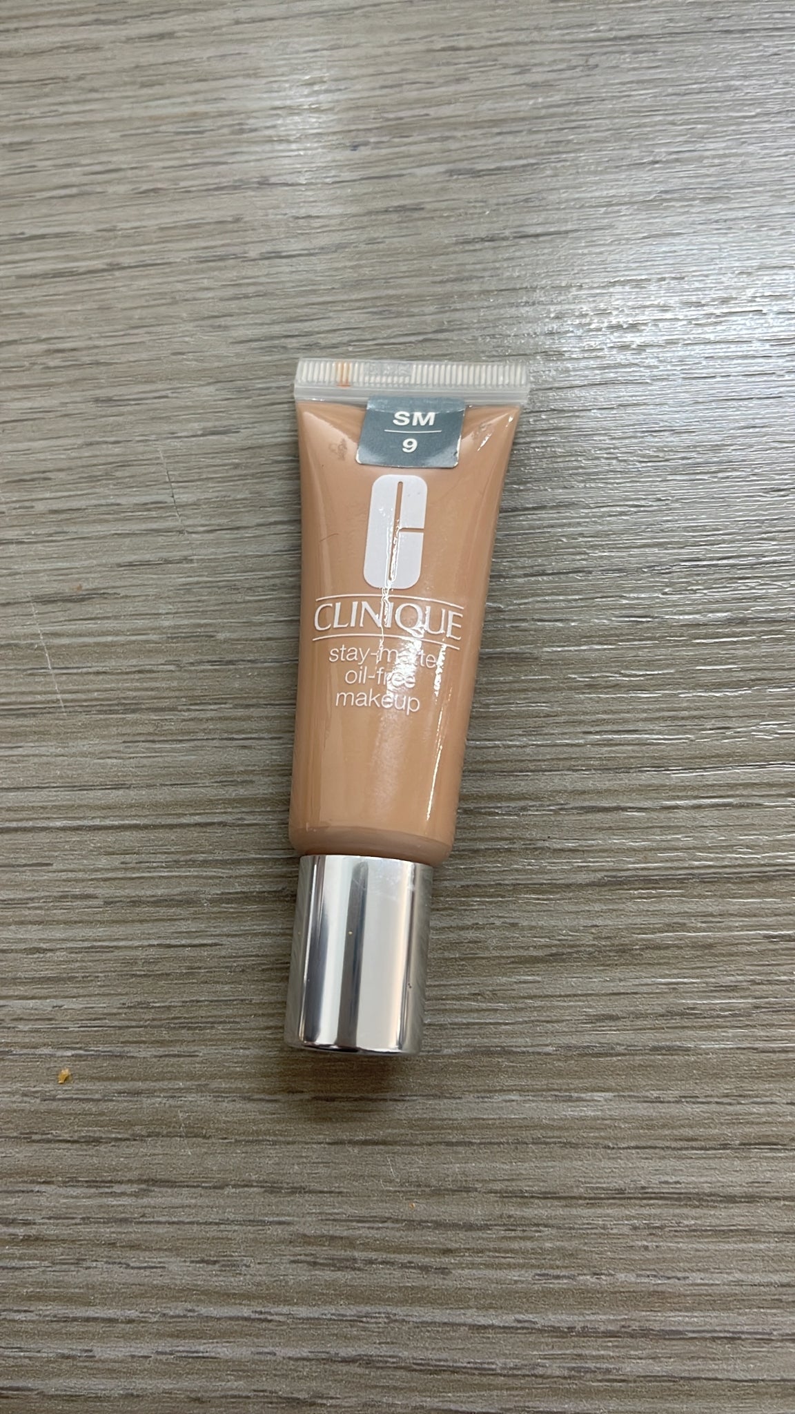 MINI SIZE Even Better Refresh™ Hydrating and Repairing Makeup TESTER - Profumo Web