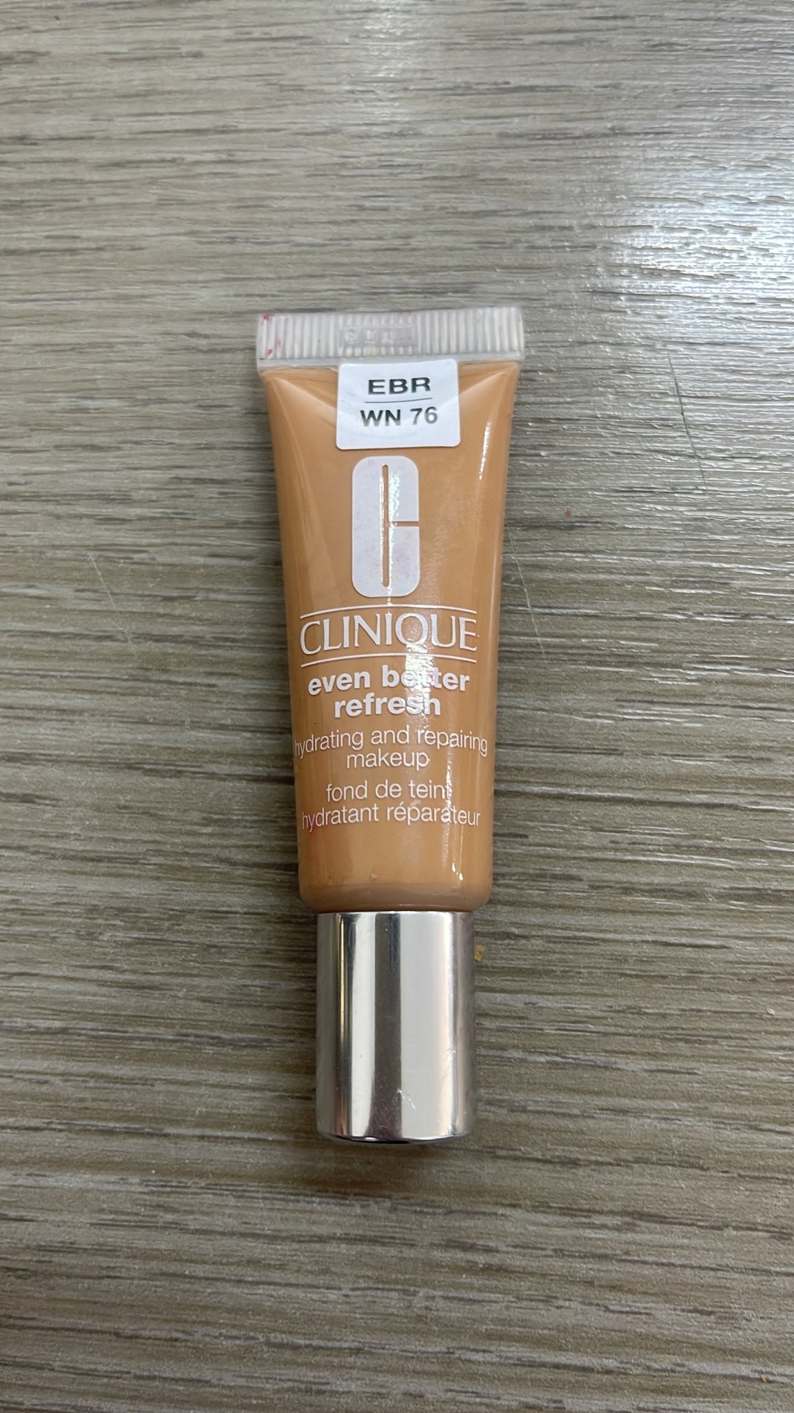 MINI SIZE Even Better Refresh™ Hydrating and Repairing Makeup TESTER - Profumo Web