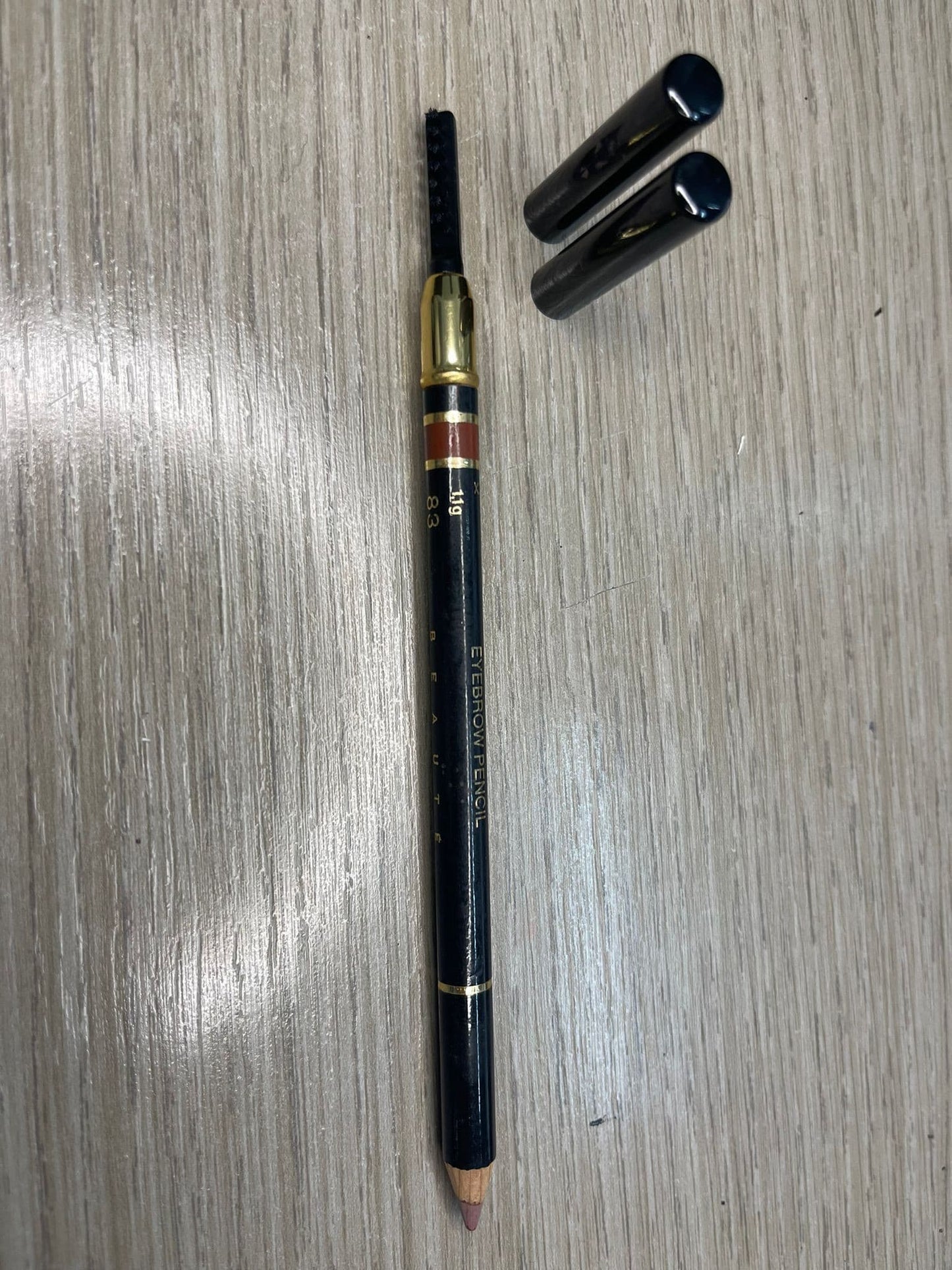 GIVENCHY CRAYON DEFINITION DES SOURCILS EYEBROW PENCIL - Profumo Web