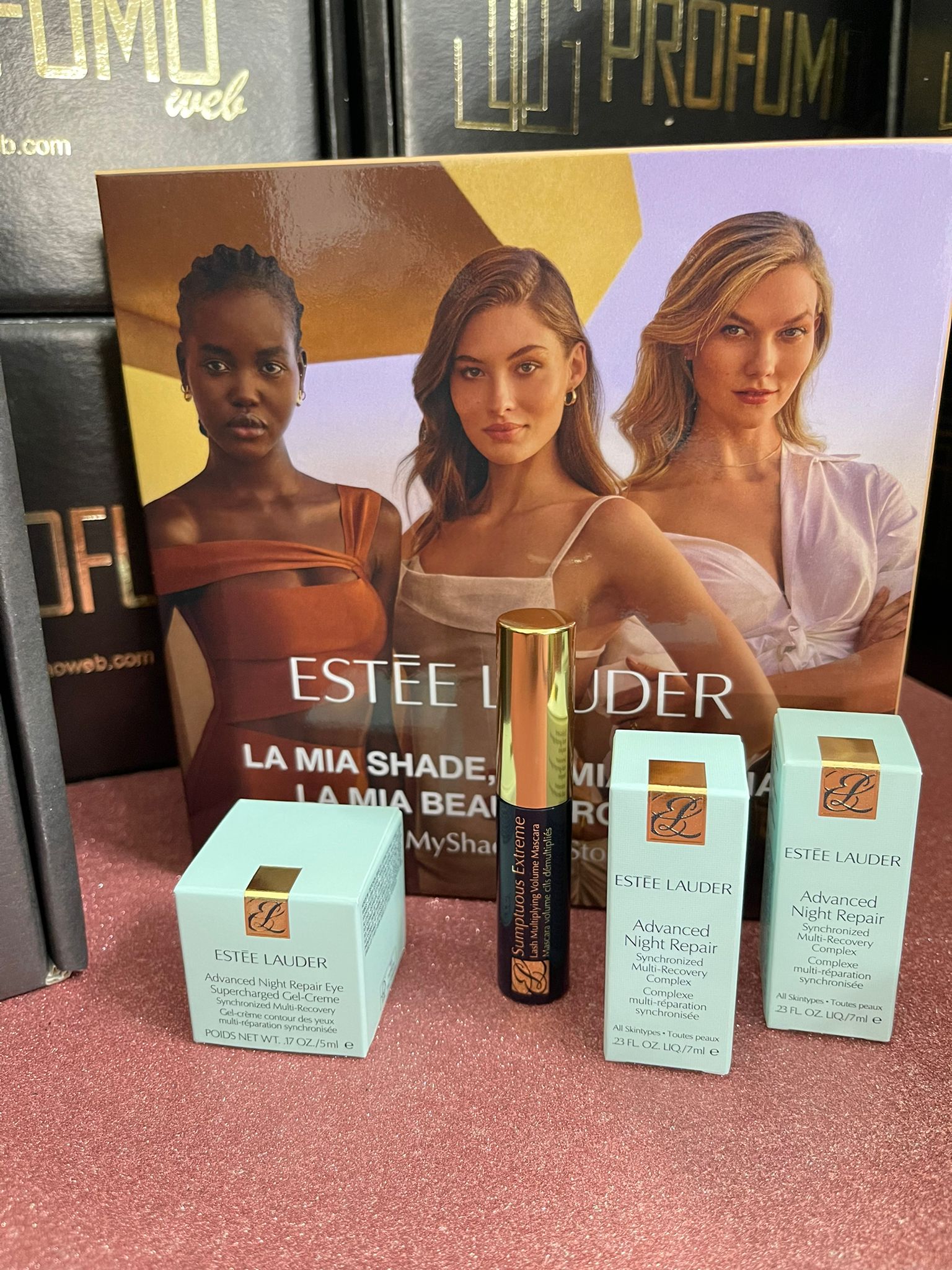 cofanetto Estee Lauder  scontato profumoweb