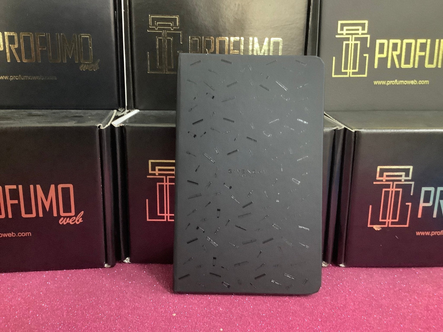 Notebook Givenchy - Profumo Web